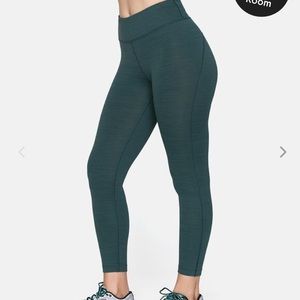 Outdoor Voices evergreen flex leggings M